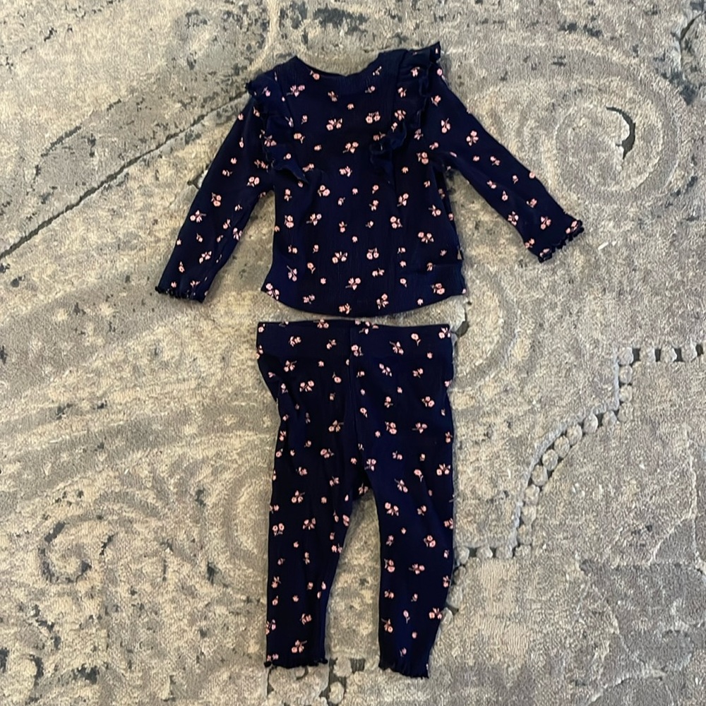 GAP two piece outfit